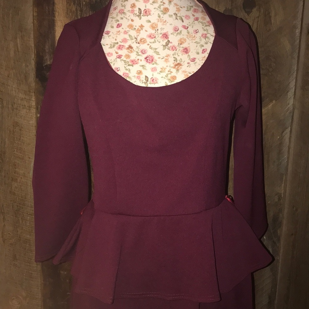 Maroon One piece Dress. Peblem waist size size 18